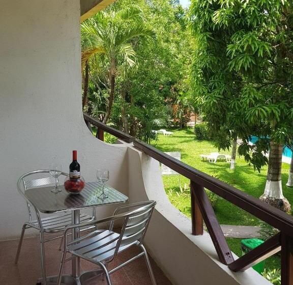 高级园景房, Samara Beach