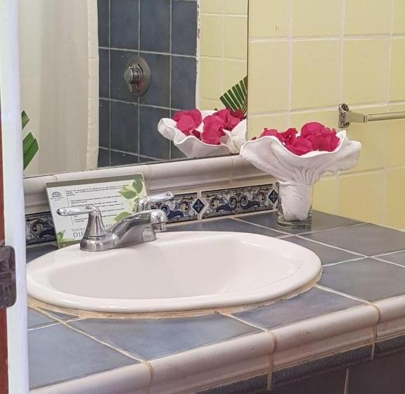 带阳台的三人标准间, Samara Beach