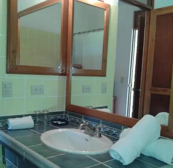 اتاق استاندارد یک نفره, Samara Beach