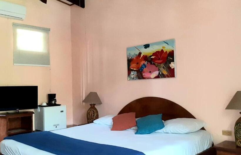 高级园景房, Samara Beach