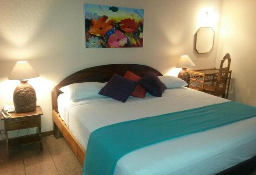 标准单人间, Samara Beach