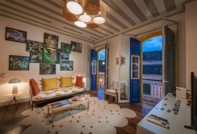 סוויטת מאסור, Sandi