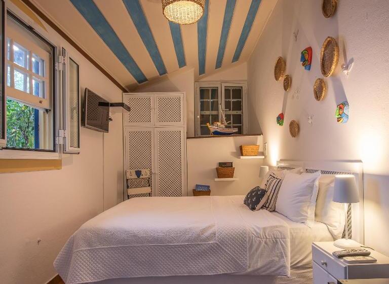 חדר סטנדרט, Sandi