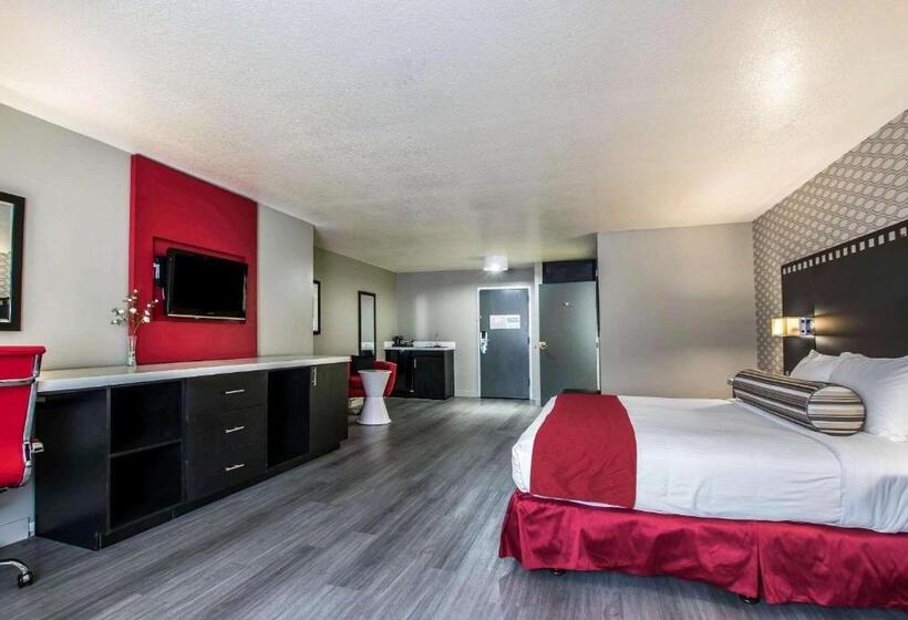 스위트 킹사이즈 침대, Tilt Hotel Universal Hollywood, Ascend Hotel Collection