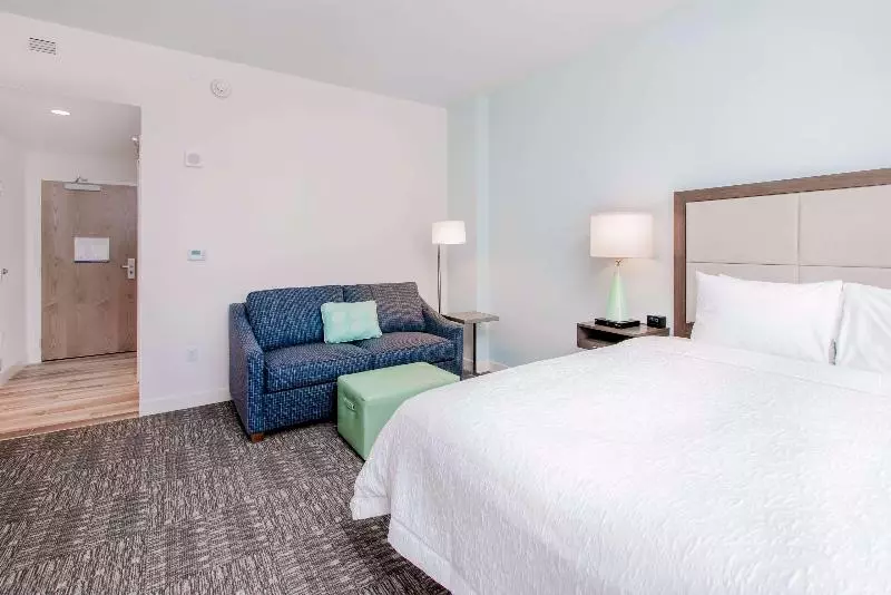 اتاق استاندارد برای معلولان, Tilt Hotel Universal Hollywood, Ascend Hotel Collection