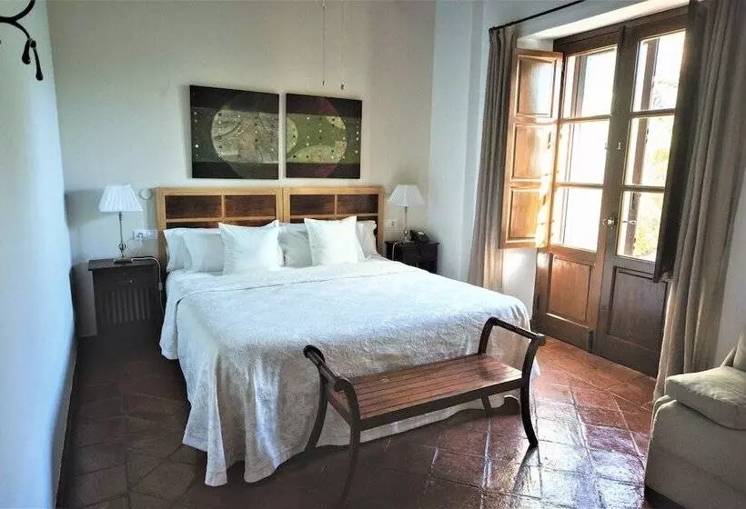 اتاق استاندارد, Fuente Del Sol