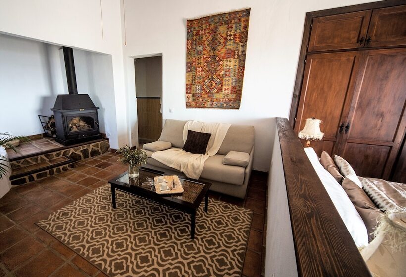 디럭스 스위트, Fuente Del Sol