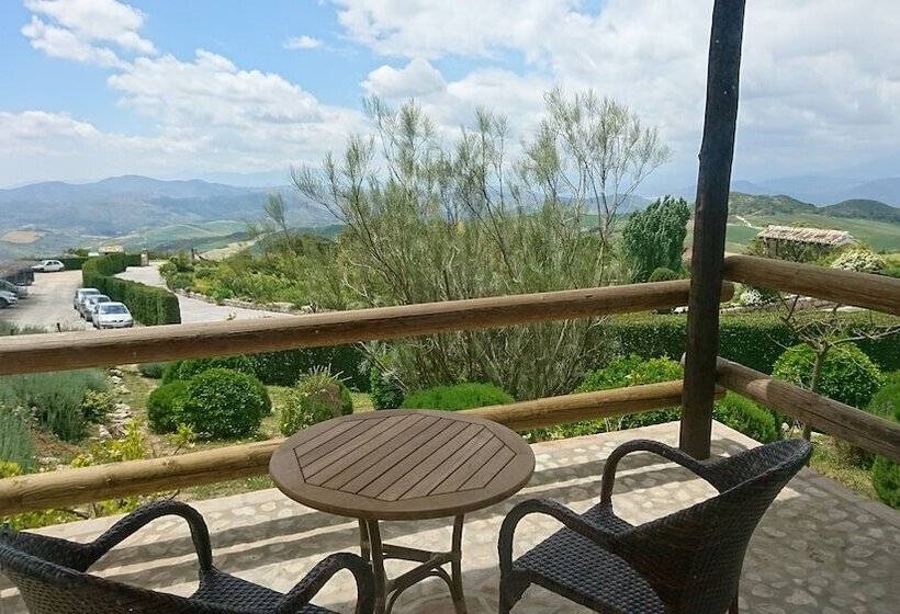 디럭스 스위트, Fuente Del Sol