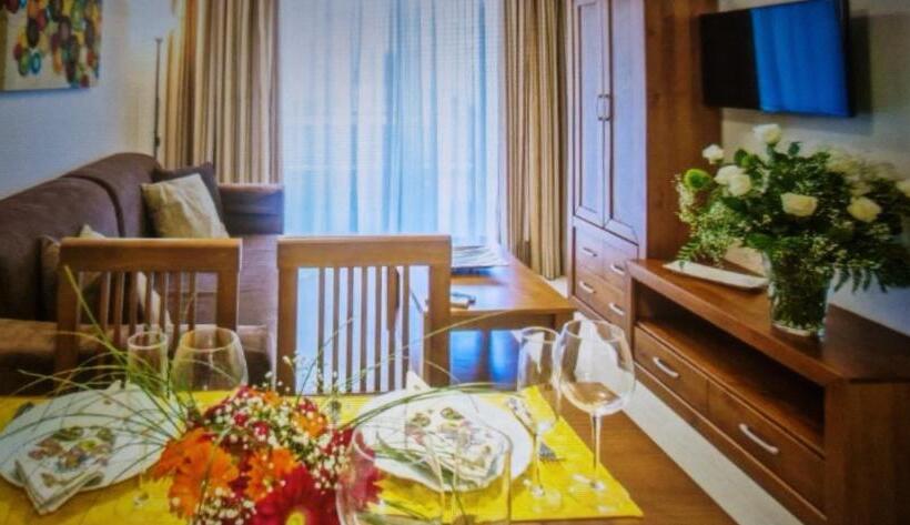 شقة غرفة نوم واحدة مزودة بشُرفة, Ona Jardines Paraisol