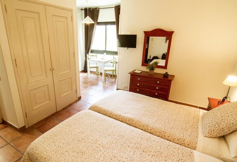 Студия Классика, Apartamentos Los Telares