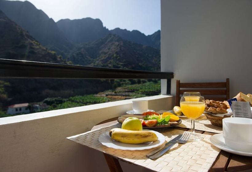 经典工作室, Apartamentos Los Telares