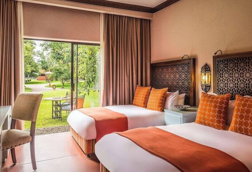 اتاق خانوادگی, Avani Victoria Falls Resort