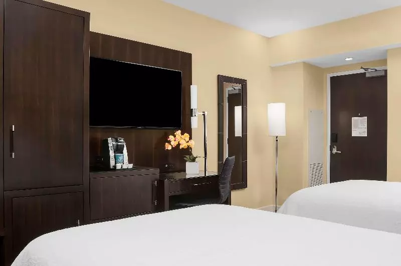 اتاق سوپریور, Avani Victoria Falls Resort