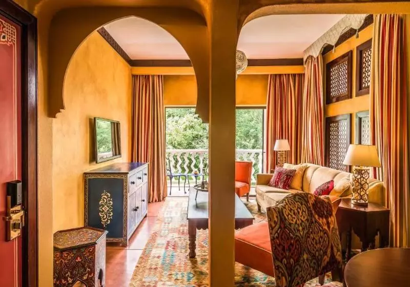 اتاق استاندارد, Avani Victoria Falls Resort