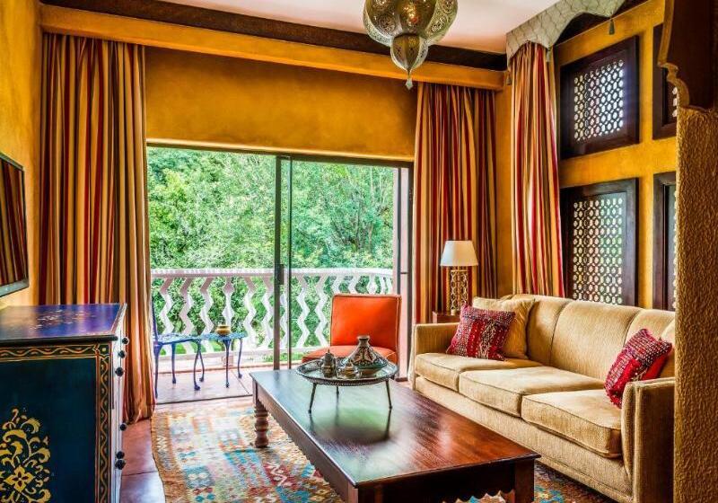 اتاق استاندارد, Avani Victoria Falls Resort