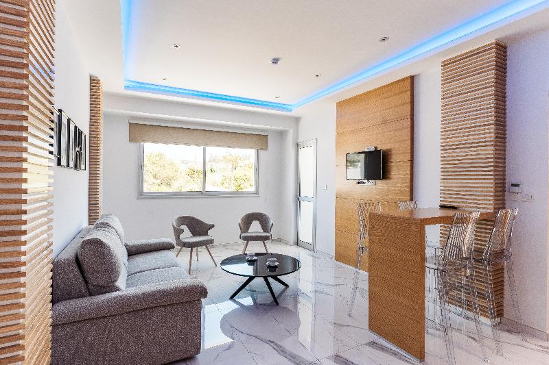 家庭间, Cyprotel Faliraki