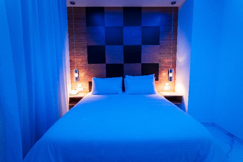 家庭间, Cyprotel Faliraki