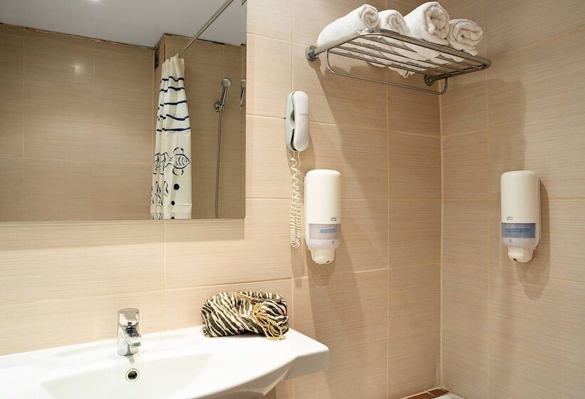 高级家庭房间, Cyprotel Faliraki