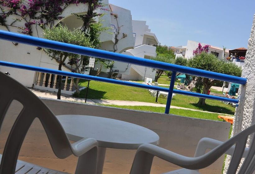 带双层床的家庭房间, Cyprotel Faliraki