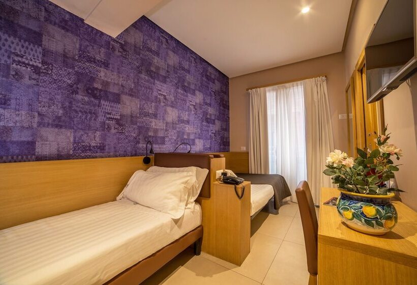 اتاق اکونومی, Airone