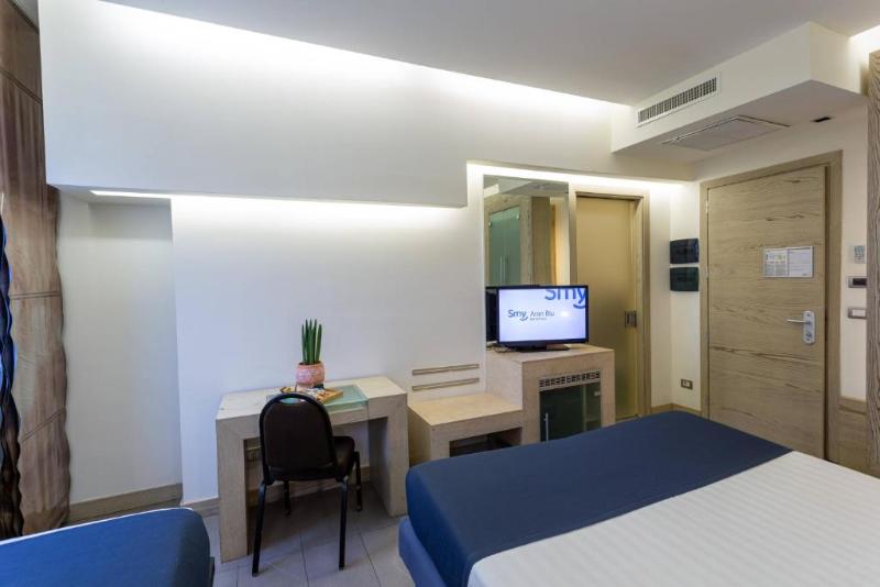 اتاق خانوادگی, Smy Aran Blu Roma Mare