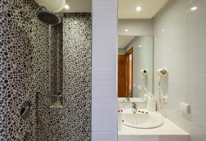 اتاق استاندارد یک نفره, Ayoub & Spa