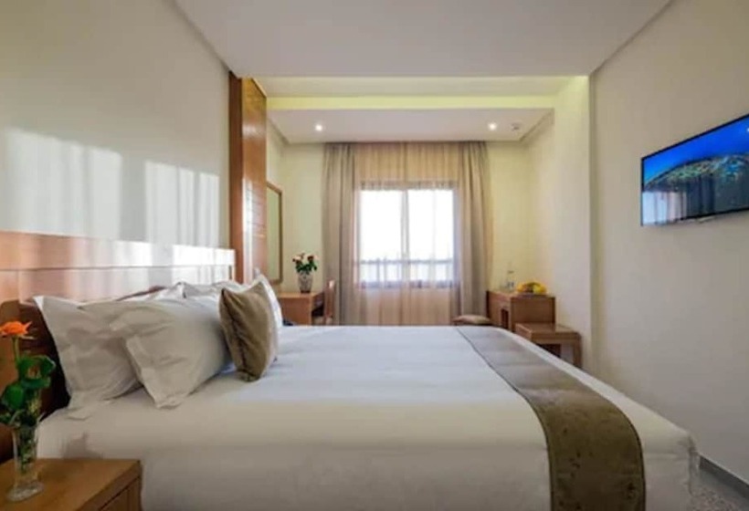 اتاق استاندارد سه نفره, Ayoub & Spa