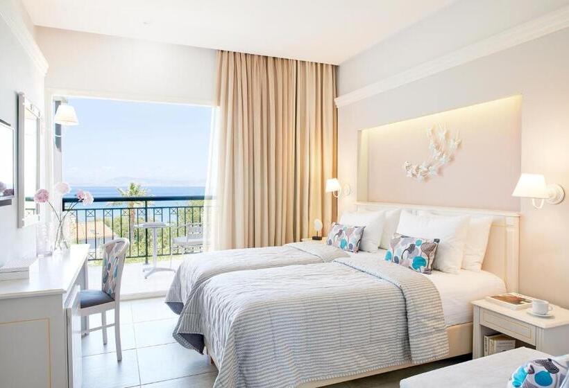 高级海景房, Delfinia