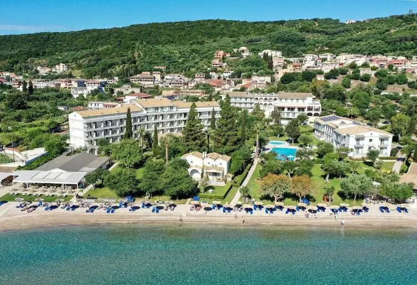 Habitació Estàndard Vista Jardí, Delfinia