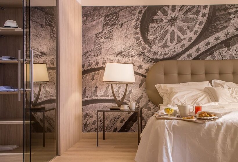 小型套房, Federico Ii Central Palace