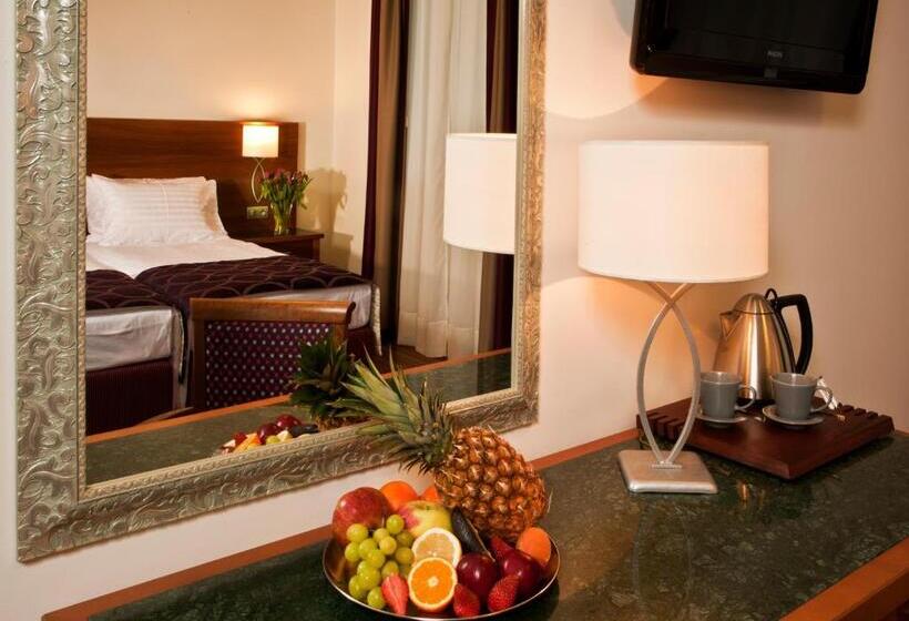 Quarto Triplo Estandar, Galileo