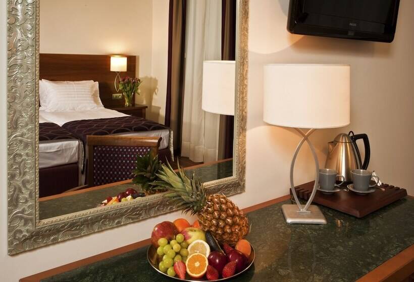 Quarto Triplo Estandar, Galileo