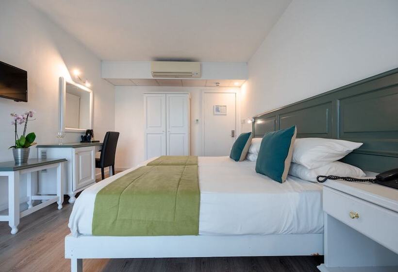 اتاق استاندارد با چشم‌انداز دریا, Gillieru Harbour