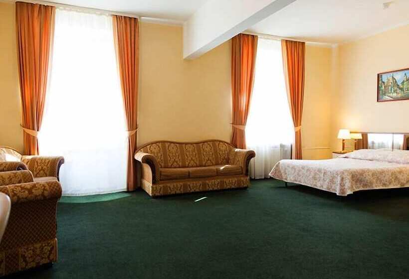 استودیوی استاندارد, Maxima Irbis