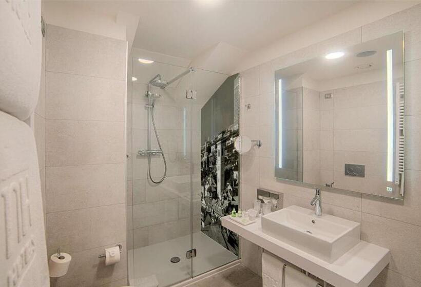 غرفة بريميوم مع تراس, NH Collection Torino Santo Stefano