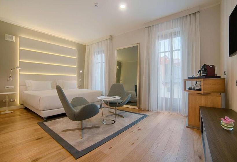 Premium room with terrace, NH Collection Torino Santo Stefano