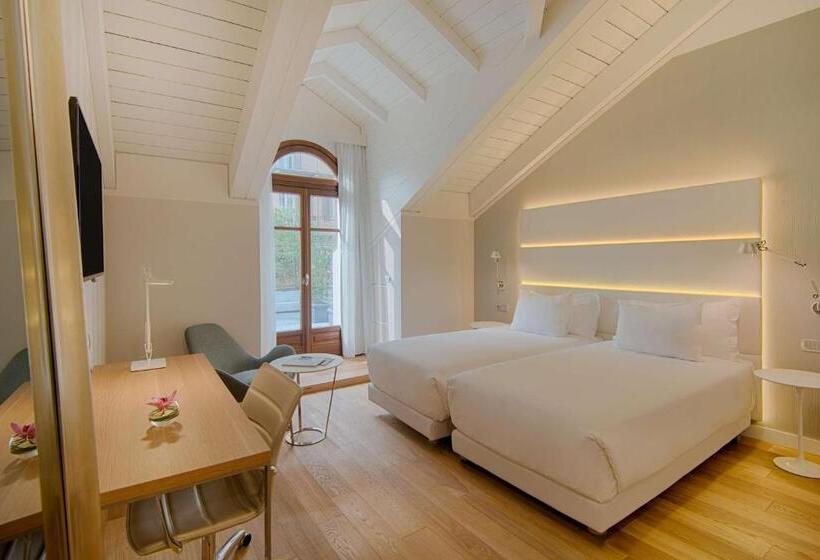 غرفة بريميوم مع تراس, NH Collection Torino Santo Stefano