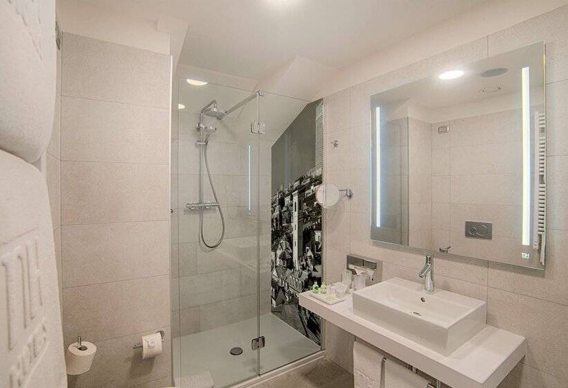 Premium room with terrace, NH Collection Torino Santo Stefano