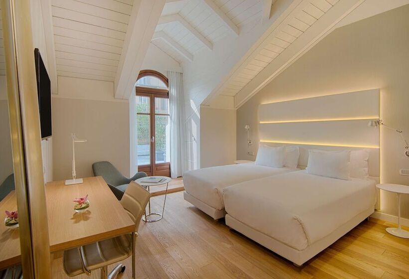 غرفة بريميوم مع تراس, NH Collection Torino Santo Stefano