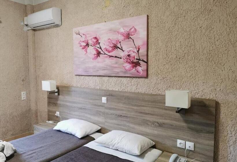 اتاق استاندارد, Paradise