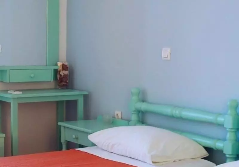 Chambre Standard Individuelle, Paros