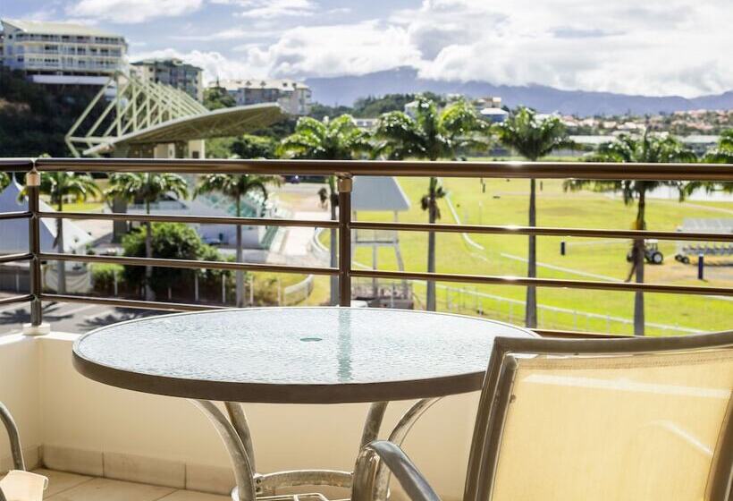 스탠다드 스튜디오, Ramada Hotel & Suites By Wyndham Noumea