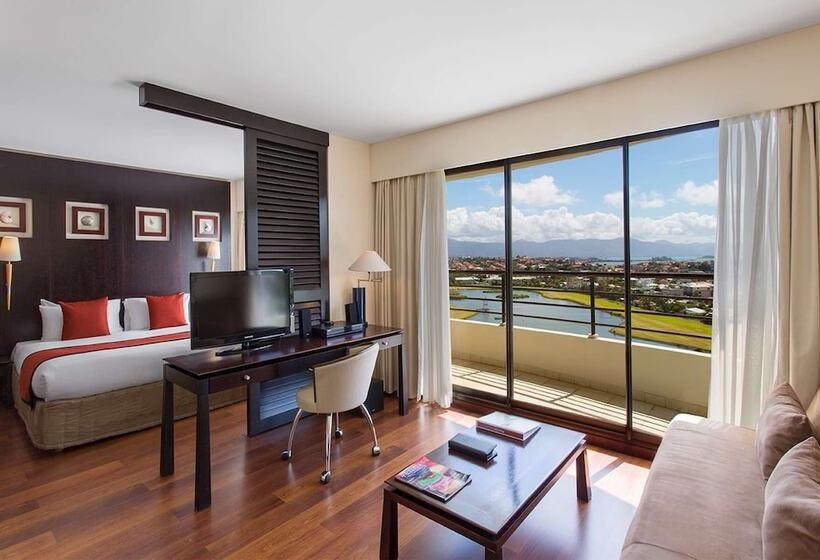 جناح جونيور, Ramada Hotel & Suites By Wyndham Noumea