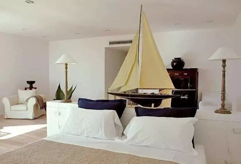 اتاق لوکس, Relais Blu