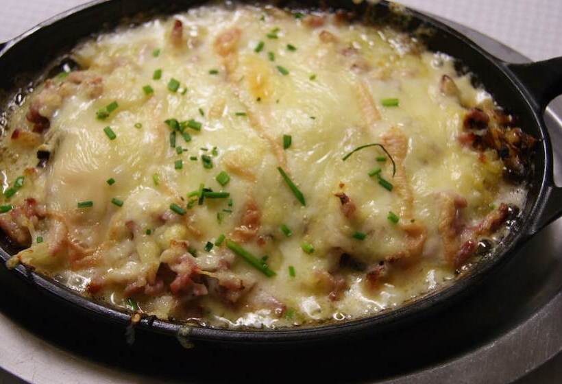 スタンダードルーム, Restaurant Aux Deux Roses