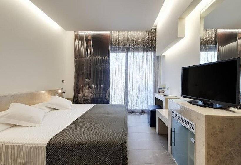 اتاق استاندارد یک تخته با بالکن, Smy Aran Blu Roma Mare