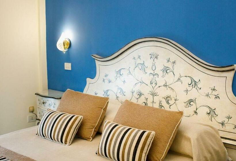 스탠다드 트리플 발코니 룸, Zi' Teresa