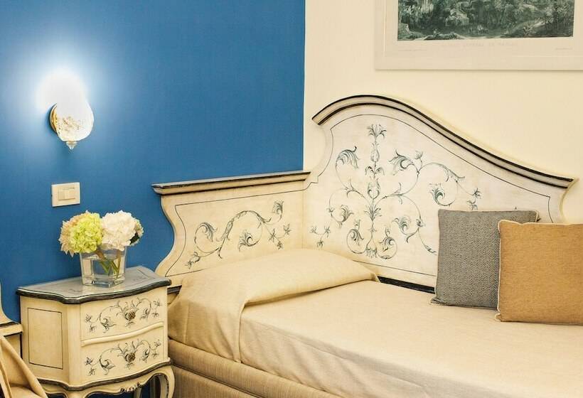 스탠다드 트리플 발코니 룸, Zi' Teresa