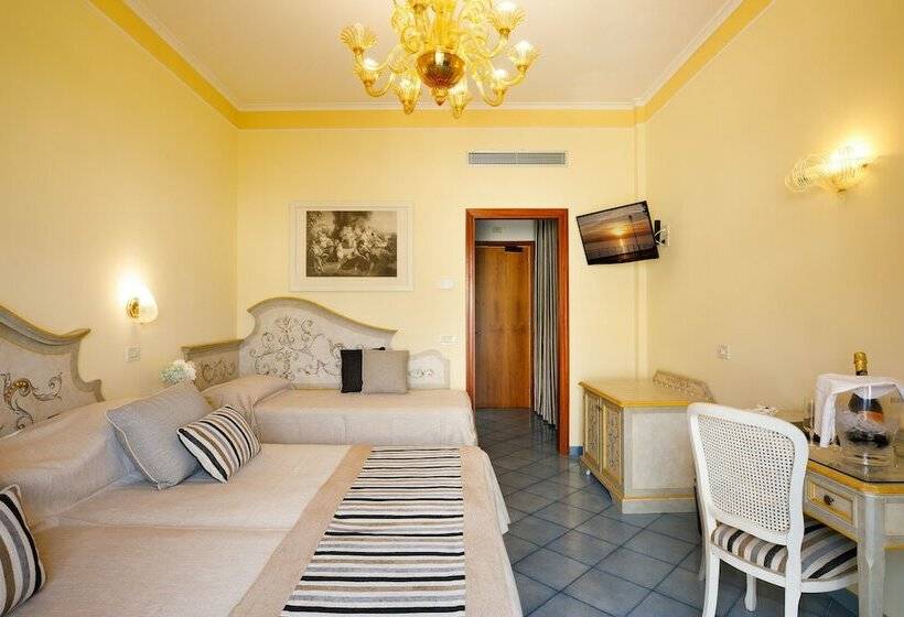 Triple Room Sea View, Zi' Teresa
