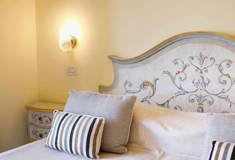 Triple Room Sea View, Zi' Teresa